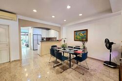 Pasir Ris Beach Park (D18), Terrace #530871511